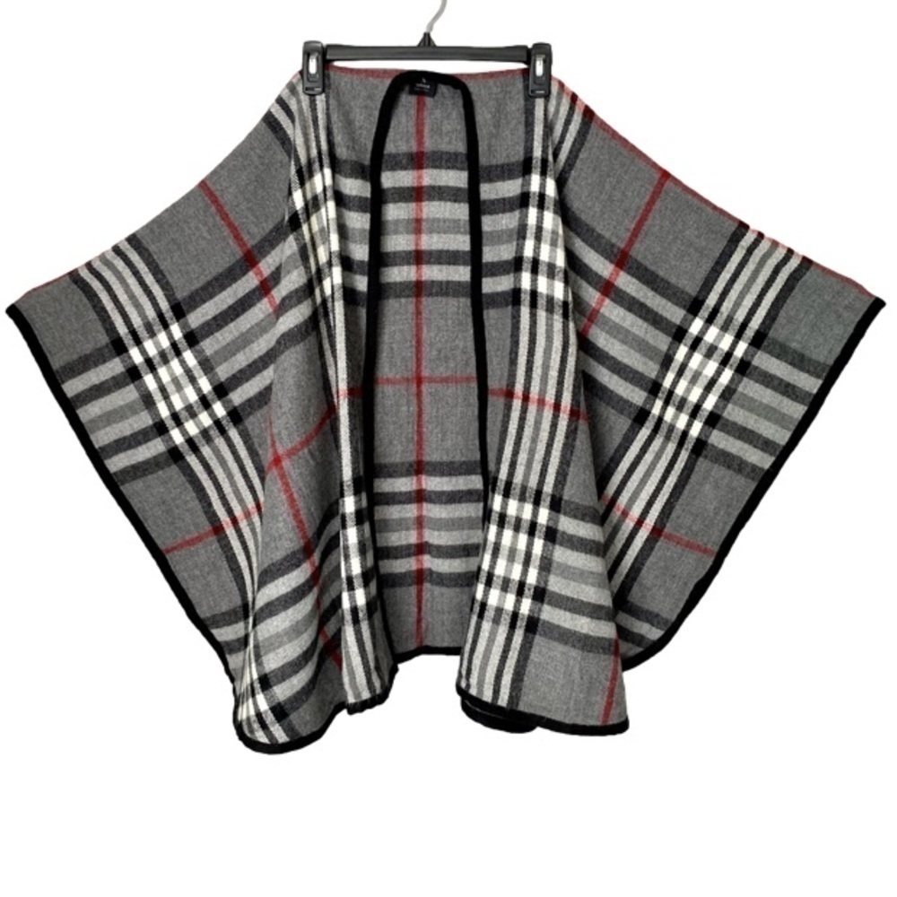 V. FRAAS Ruana Style Wrap Warm Plaid Gray Black White Red Women One Size - Picture 2 of 11